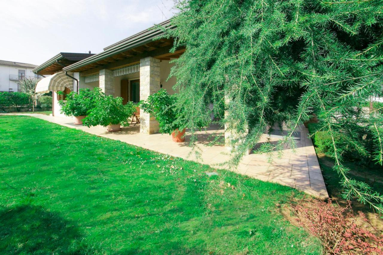 לינה וארוחת בוקר דסנזאנו דל גארדה La Casa Di Pimpi מראה חיצוני תמונה