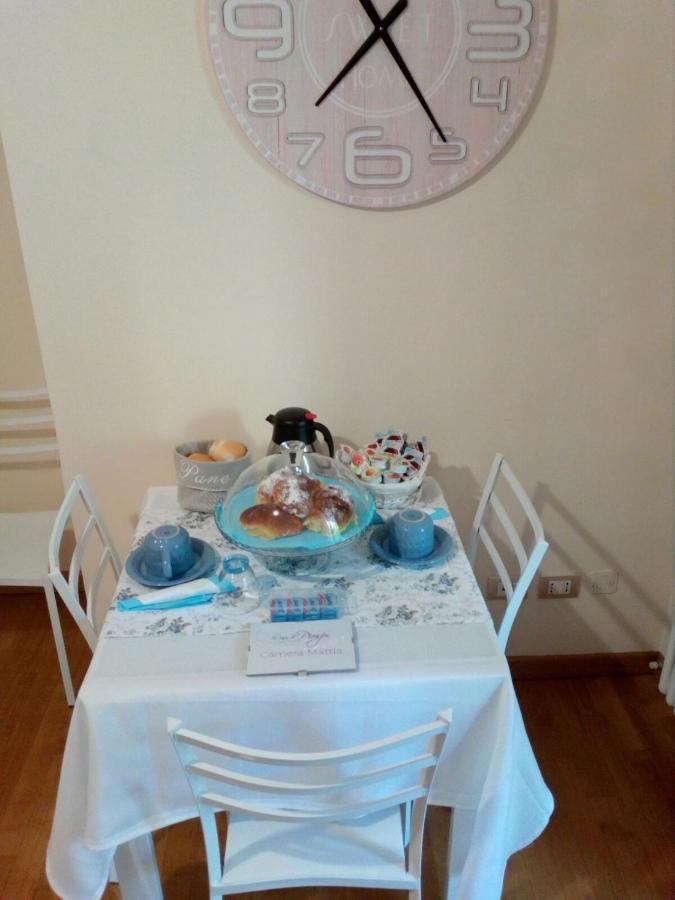 לינה וארוחת בוקר דסנזאנו דל גארדה La Casa Di Pimpi מראה חיצוני תמונה